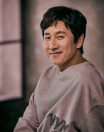 Picture of Lee Sun-kyun